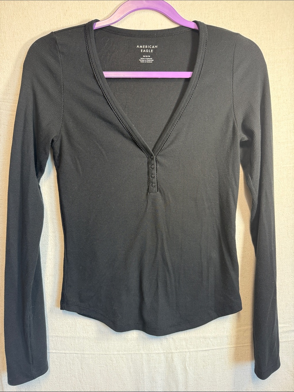American Eagle Outfitters Black Ribbed V-Neck Henley Long Sleeve Top